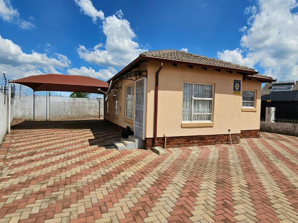 A secured and well maintained property for rent. This property is nestled in Sou